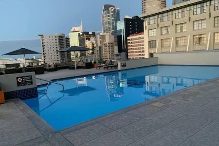 Cute Heritage Studio , Pools And Gym! Auckland Extérieur photo
